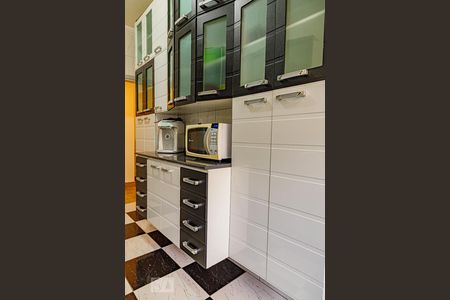 Apartamento à venda com 107m², 4 quartos e 1 vagaCozinha