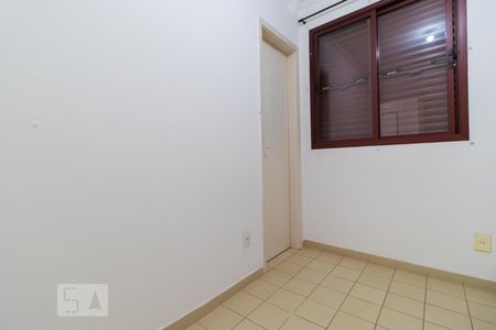 Apartamento para alugar com 146m², 3 quartos e 2 vagasQuarto de Serviço
