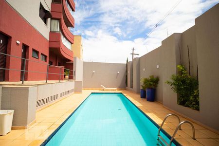 Apartamento para alugar com 146m², 3 quartos e 2 vagasÁrea comum - Piscina