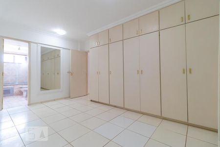 Apartamento para alugar com 146m², 3 quartos e 2 vagasSuíte