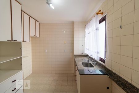 Apartamento para alugar com 146m², 3 quartos e 2 vagasCozinha