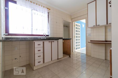 Apartamento para alugar com 146m², 3 quartos e 2 vagasCozinha