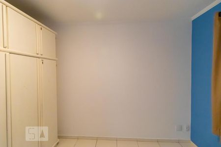 Apartamento para alugar com 146m², 3 quartos e 2 vagasQuarto 02