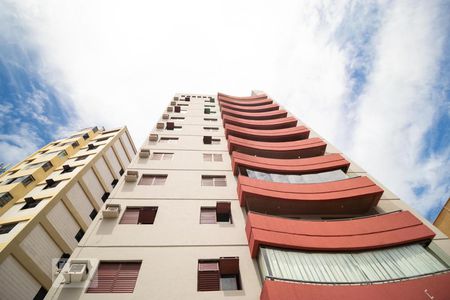 Apartamento para alugar com 146m², 3 quartos e 2 vagasFachada