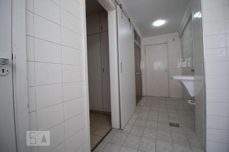 Apartamento para alugar com 146m², 3 quartos e 2 vagasÁrea de Serviço