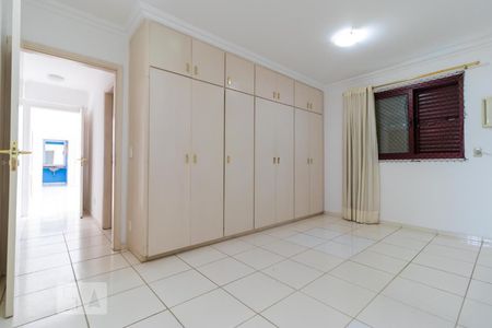 Apartamento para alugar com 146m², 3 quartos e 2 vagasSuíte