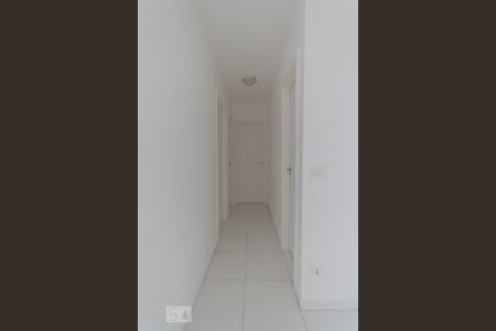 Apartamento para alugar com 65m², 3 quartos e 1 vagaCorredor acesso quartos