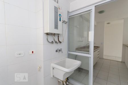Apartamento para alugar com 65m², 3 quartos e 1 vagaÁrea de Serviço