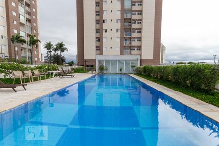 Apartamento para alugar com 65m², 3 quartos e 1 vagaÁrea comum - Piscina