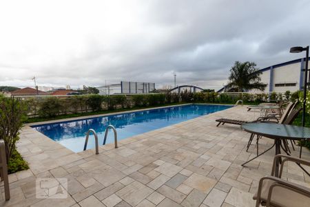 Apartamento para alugar com 65m², 3 quartos e 1 vagaÁrea comum - Piscina