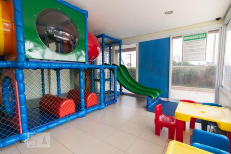 Apartamento para alugar com 65m², 3 quartos e 1 vagaÁrea Comum - Playground