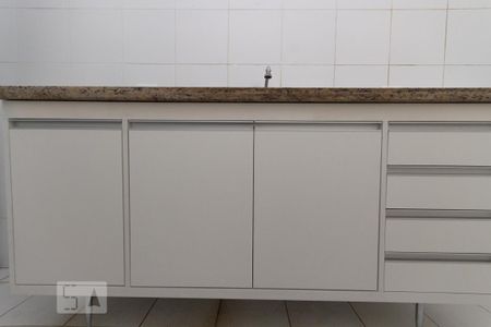 Apartamento para alugar com 65m², 3 quartos e 1 vagaCozinha - Armários