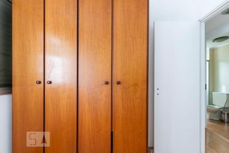 Apartamento para alugar com 60m², 2 quartos e 1 vagaQuarto 1