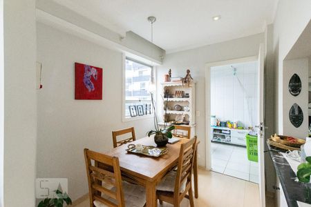 Sala 2 de apartamento à venda com 2 quartos, 77m² em Vila Olímpia, São Paulo