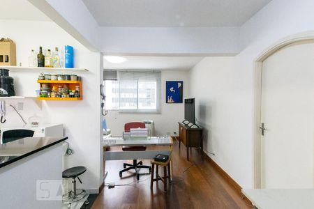 Sala de apartamento para alugar com 3 quartos, 100m² em Itaim Bibi, São Paulo