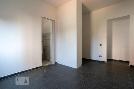 Casa à venda com 150m², 4 quartos e 3 vagas Casa à venda com 150m², 4 quartos e 3 vagasEdícula - Suíte