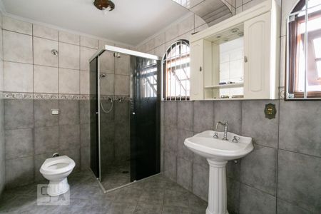 Casa à venda com 150m², 4 quartos e 3 vagas Casa à venda com 150m², 4 quartos e 3 vagasBanheiro