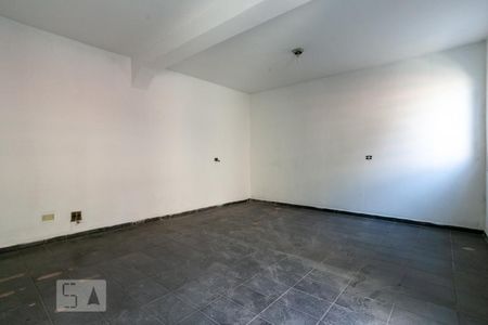 Casa à venda com 150m², 4 quartos e 3 vagas Casa à venda com 150m², 4 quartos e 3 vagasEdícula - Sala