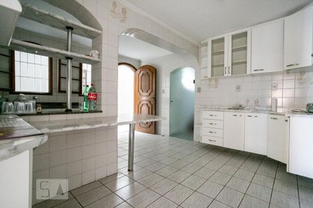 Casa à venda com 150m², 4 quartos e 3 vagas Casa à venda com 150m², 4 quartos e 3 vagasCozinha