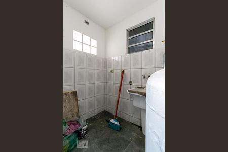 Casa à venda com 150m², 4 quartos e 3 vagas Casa à venda com 150m², 4 quartos e 3 vagasÁrea de Serviço