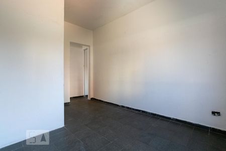 Casa à venda com 150m², 4 quartos e 3 vagas Casa à venda com 150m², 4 quartos e 3 vagasEdícula - Suíte