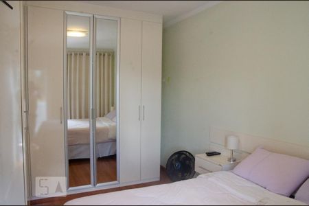 Quarto 1 de casa para alugar com 2 quartos, 120m² em Vila Medeiros, São Paulo