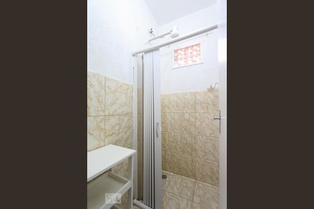 Banheiro da suíte de casa para alugar com 1 quarto, 50m² em Jardim Monte Kemel, São Paulo