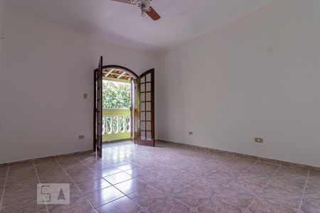 Quarto 1 Suite de casa para alugar com 2 quartos, 180m² em Jardim Santa Cruz, São Paulo