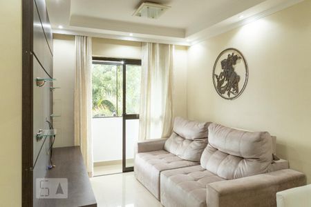 Sala de apartamento para alugar com 3 quartos, 65m² em Jardim Itapemirim, São Paulo
