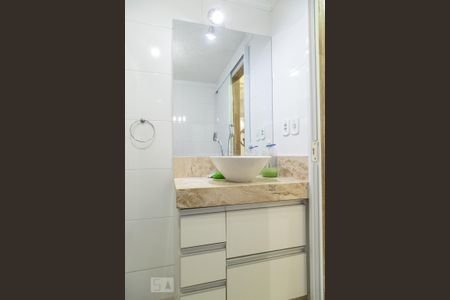 Apartamento para alugar com 65m², 3 quartos e 1 vaga Apartamento para alugar com 65m², 3 quartos e 1 vagaBanheiro
