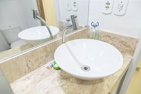 Apartamento para alugar com 65m², 3 quartos e 1 vaga Apartamento para alugar com 65m², 3 quartos e 1 vagaBanheiro