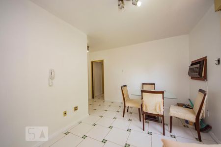 salade Apartamento com 1 quarto, 42m² Petrópolis