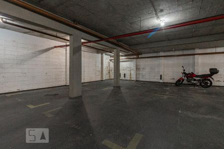 Garagem de apartamento para alugar com 2 quartos, 70m² em Castelo, Belo Horizonte