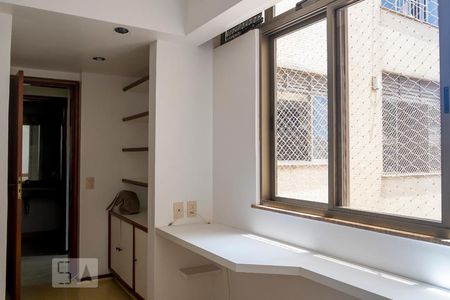 Apartamento à venda com 150m², 3 quartos e 3 vagasSuíte