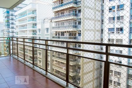 Varanda da Sala de apartamento à venda com 3 quartos, 150m² em Copacabana, Rio de Janeiro