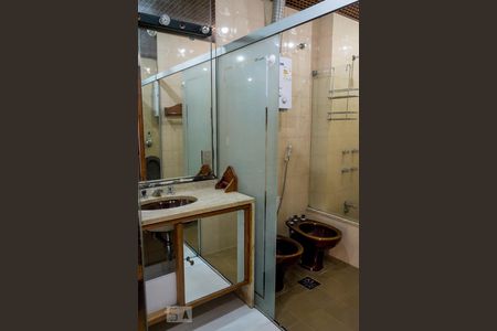 Apartamento à venda com 150m², 3 quartos e 3 vagasBanheiro suíte