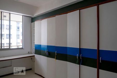 Apartamento à venda com 150m², 3 quartos e 3 vagasQuarto 1 armário
