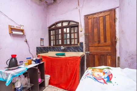 Casa à venda com 245m², 2 quartos e 1 vaga Casa à venda com 245m², 2 quartos e 1 vagaCozinha