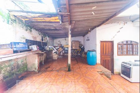 Casa à venda com 245m², 2 quartos e 1 vaga Casa à venda com 245m², 2 quartos e 1 vagaTerraço