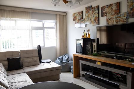 Sala de apartamento à venda com 2 quartos, 70m² em Aclimação, São Paulo