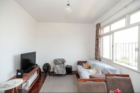 Apartamento à venda com 55m², 2 quartos e 1 vaga Apartamento à venda com 55m², 2 quartos e 1 vagaSala