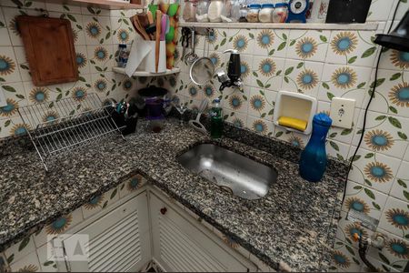 Apartamento à venda com 55m², 2 quartos e 1 vaga Apartamento à venda com 55m², 2 quartos e 1 vagaCozinha