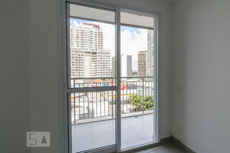 Studio à venda com 34m², 1 quarto e sem vaga Studio à venda com 34m², 1 quarto e sem vagaVaranda
