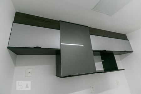 Studio à venda com 34m², 1 quarto e sem vaga Studio à venda com 34m², 1 quarto e sem vagaCozinha - Armários