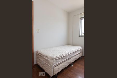 Quarto 1 de apartamento para alugar com 2 quartos, 50m² em Fernão Dias, Belo Horizonte