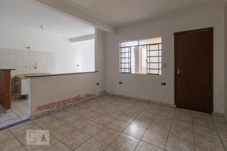Sala de casa para alugar com 2 quartos, 80m² em Cipava, Osasco