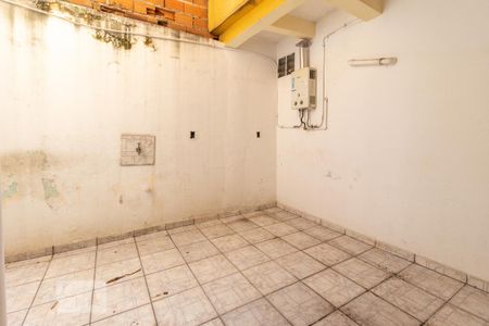 Casa para alugar com 80m², 2 quartos e 1 vaga Casa para alugar com 80m², 2 quartos e 1 vagaQuintal