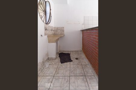 Casa para alugar com 80m², 2 quartos e 1 vaga Casa para alugar com 80m², 2 quartos e 1 vagaÁrea de Serviço
