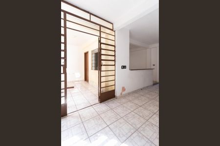 Casa para alugar com 80m², 2 quartos e 1 vaga Casa para alugar com 80m², 2 quartos e 1 vagaCozinha
