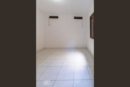 Quarto 1 de casa para alugar com 2 quartos, 80m² em Cipava, Osasco
